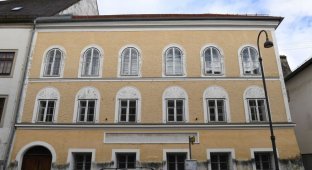 "Проклятый старый дом": в Австрии придумали, как использовать здание, в котором жил Гитлер (3 фото)