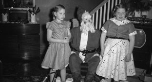 Фото с Санта-Клаусом из прошлого, которые заставят бояться этого мужика с бородой из ваты (27 фото)