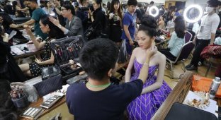 В Таиланде выбрали королеву красоты среди трансгендеров (25 фото)