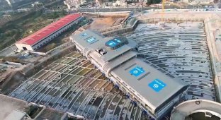 У Китаї одного разу перемістили автовокзал вагою 30 000 тонн (3 фото + 2 відео)