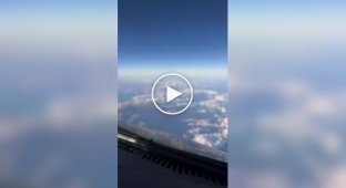 Как быстро происходит сближение со встречным самолетом