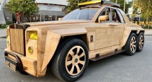 Six-wheeled Rolls-Royce made of wood: a Vietnamese built a toy for his son (4 photos + 1 video)