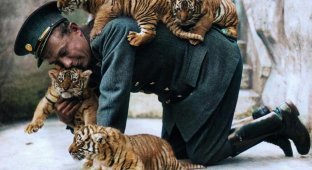 Удивительные и забавные ретро фотографии с животными (21 фото)