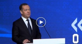 Medvedev promised Russian youth a bright future