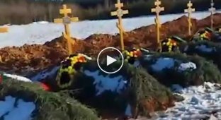 Вы только посмотрите сколько могил! В РФ нашли новое кладбище ЧВК Вагнера-2
