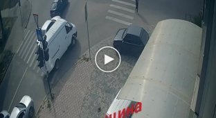The Russians ran over the Lugansk resident and left the scene, and eyewitnesses also quickly left the fatal accident