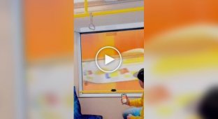 Реклама-зоотроп у Швеції