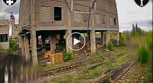 Украинские защитники обнаружили в укрытии и сожгли российский танк Т-72БЗ на Лиманском направлении