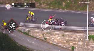 A cyclist fell from a height of several meters during a race
