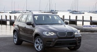Представлен новый BMW X5 (44 фото)