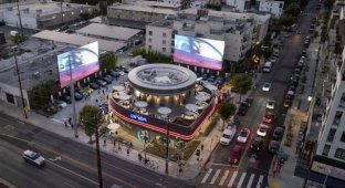 Tesla Diner from Elon Musk has opened in Los Angeles (9 photos + video)