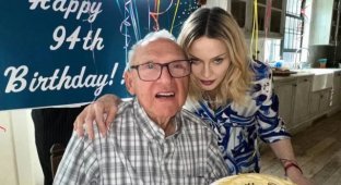Madonna showed her father Silvio Ciccone on his 94th birthday (5 photos + video)