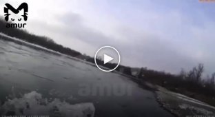 Последние минуты жизни камчатских рыбаков, которые утонули, переезжая через реку на джипе
