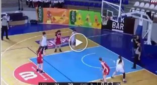 Смішні промахи дівчат, які точно піднімуть тобі настрій