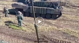 Около двух десятков украинских танков «Леопард-2А4» с динамической защитой «Контакт-1»