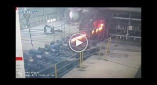 The worker, being in the way of the molten metal, shocked the network