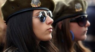 Female soldiers of the Serbian army (34 photos)