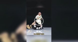 Японские телешоу умели удивлять задолго до появления нейросетей