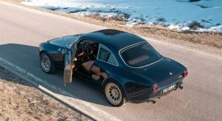 Рестомод в стиле старой Alfa Romeo оценили дороже современного Ferrari (14 фото)