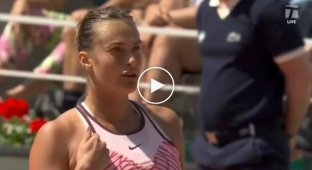 Теннисистка из Украины Марта Костюк отказалась пожимать руку своей сопернице из Беларуси