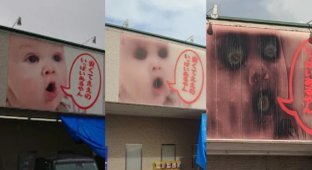 Child of Satan: in Japan, due to the heat, an advertising banner turned into a horror movie poster (5 photos)