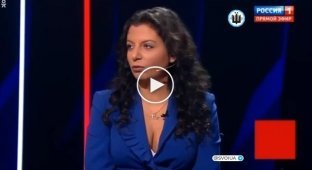 Пропагандистка зі своєю гидкою посмішкою радіє, що третя світова війна, на її думку, все-таки буде