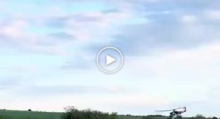 Низкий полет украинских вертолетов возле села Блендеровка