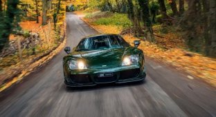 Noble M600 — первобытный суперкар из Великобритании (13 фото)