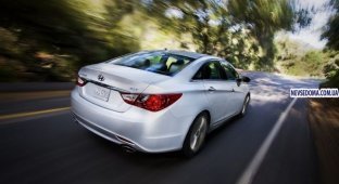 Hyundai начинает продажу Sonata с 2-литровым турбированым двигателем (10 фото)