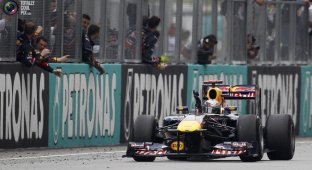 Формула 1 Гран-при Малайзии (57 фото)