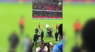 Футбольный тренер считает, что его команда проиграла из-за магии вуду