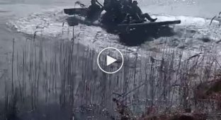 Українські підрозділи однієї з нових бригад продовжують посилену підготовку та відпрацювання подолання водних перешкод