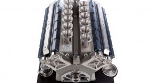 Мотор V12 необычного назначения (10 фото)