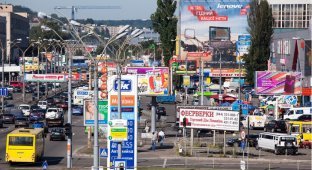 В Киеве запретят наружную рекламу на перекрестках и переходах
