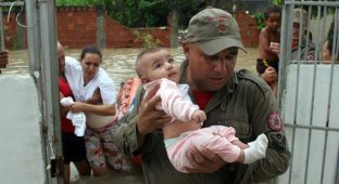 Наводнение в Бразилии (Часть 2) (14 фото)
