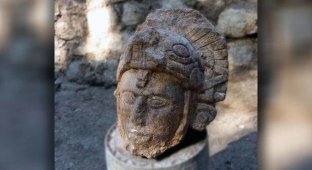 У Чичен-Іці виявлено унікальну статую воїна майя (7 фото)