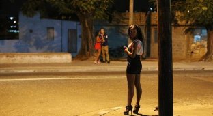 Вся суть секс-туризма на Кубе в одной истории (2 фото)