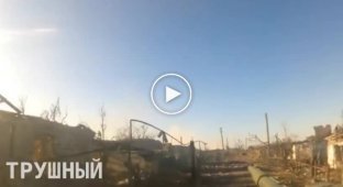 Marinka, brave Russians are rushing on the latest T90 Breakthrough straight to an anti-tank mine