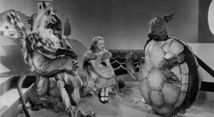 Screen adaptation of "Alice in Wonderland" 1933 (10 photos)
