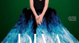 Красивая и женственная фотосессия Моники Беллуччи для журнала Vanity Fair (7 фото)