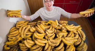 Этот молодой датчанин ест всего 150 бананов в неделю (11 фото)