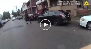 Власти Филадельфии опубликовали видео стрельбы полицейских в афроамериканца