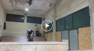 Unfortunate end of a BMX bike stunt