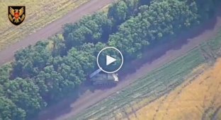 Уничтожение российского ЗРК Бук-М3 ударом M142 HIMARS на восточном направлении