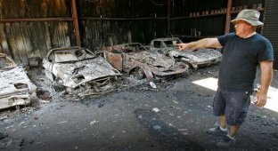Из-за лесных пожаров в Техасе сгорела коллекция раритетных авто (4 фото)