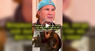 Барабанщик RHCP о первой встрече с группой Rammstein