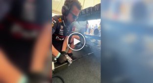 Як заводяться різні гоночні машини