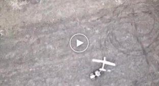 Ukrainian ground drone captured Russian reconnaissance drone Orlan-30