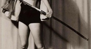 Скандальные эротические снимки Мэрилин Монро (22 фото) (эротика)