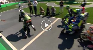 Как развлекаются профессиональные мотогонщики MotoGP перед Гран-при Японии 2015